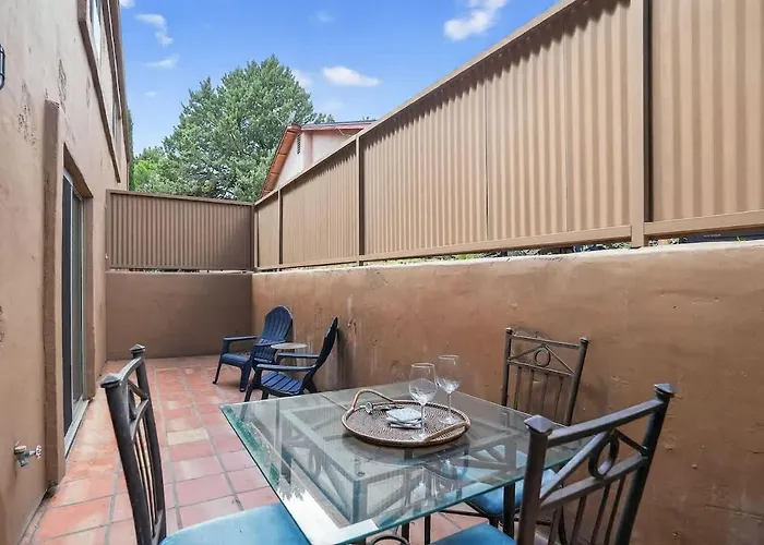 Relaxing Retreat With King Bed And Private Entrance Holiday home Sedona